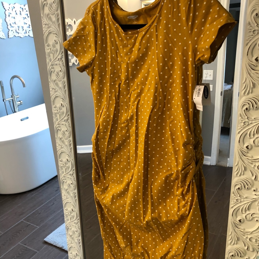 Old Navy NWT maternity dress